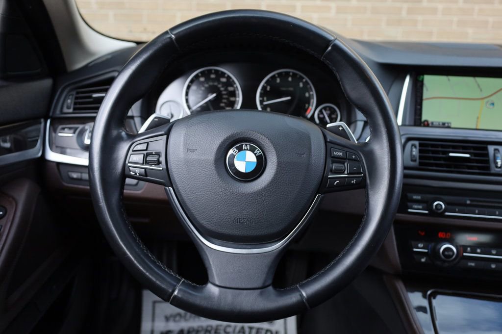 Used 2016 BMW 535i Sedan image 31