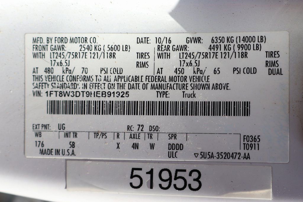 Used 2017 Ford F350 Lariat w/ Chrome Package image 54