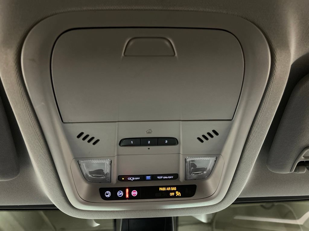 Used 2023 GMC Acadia SLT w/ Elevation Edition FWD image 28