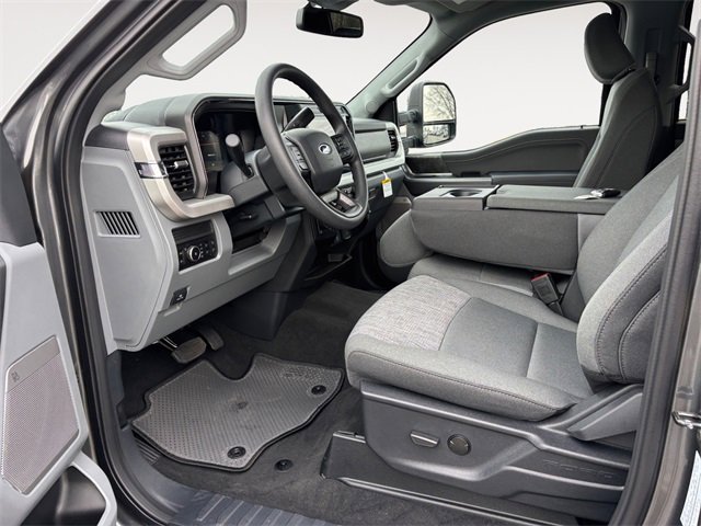 New 2026 Ford F250 XLT w/ XLT Premium Package image 9