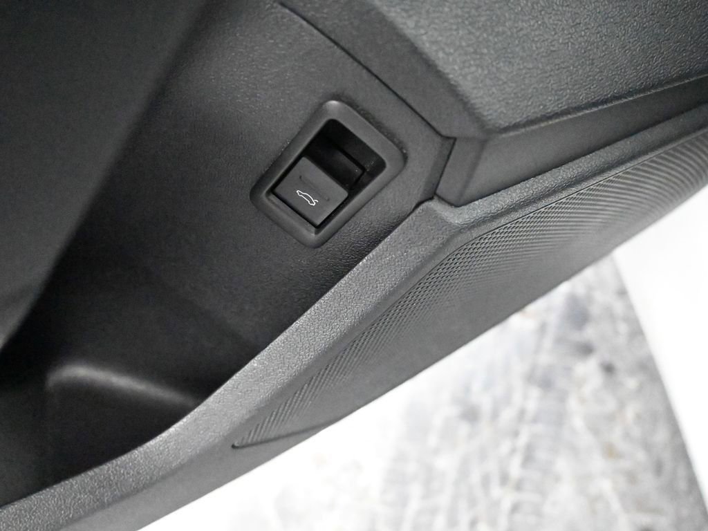 Used 2023 Audi A3 2.0T Premium image 18