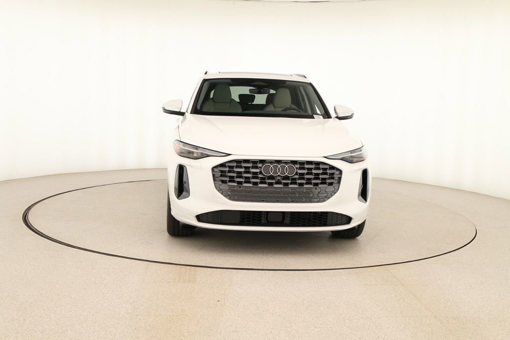 New 2025 Audi Q5 Prestige image 11