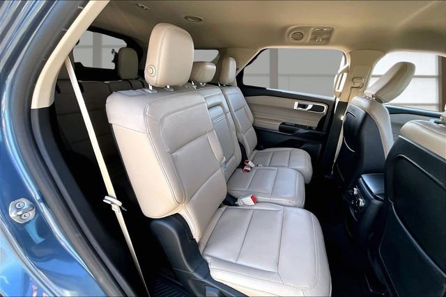 Used 2020 Ford Explorer XLT w/ Equipment Group 202A image 27