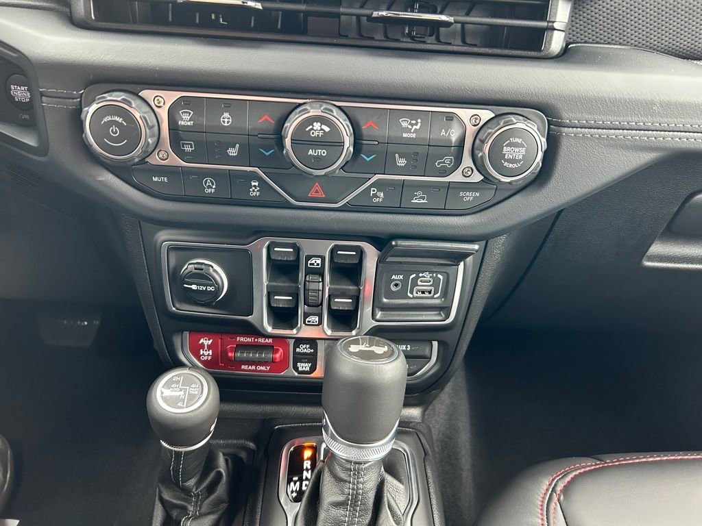 Certified 2026 Jeep Wrangler Unlimited Rubicon image 14