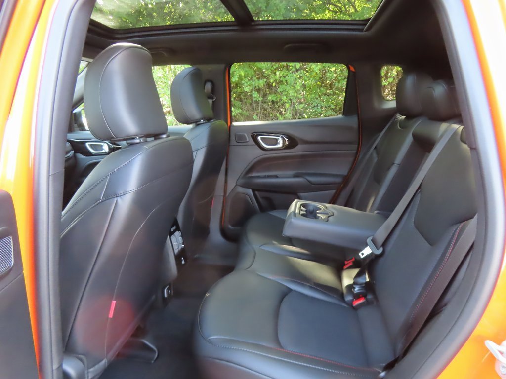 New 2026 Jeep Compass Trailhawk w/ Sun, Sound & Navigation Group image 27