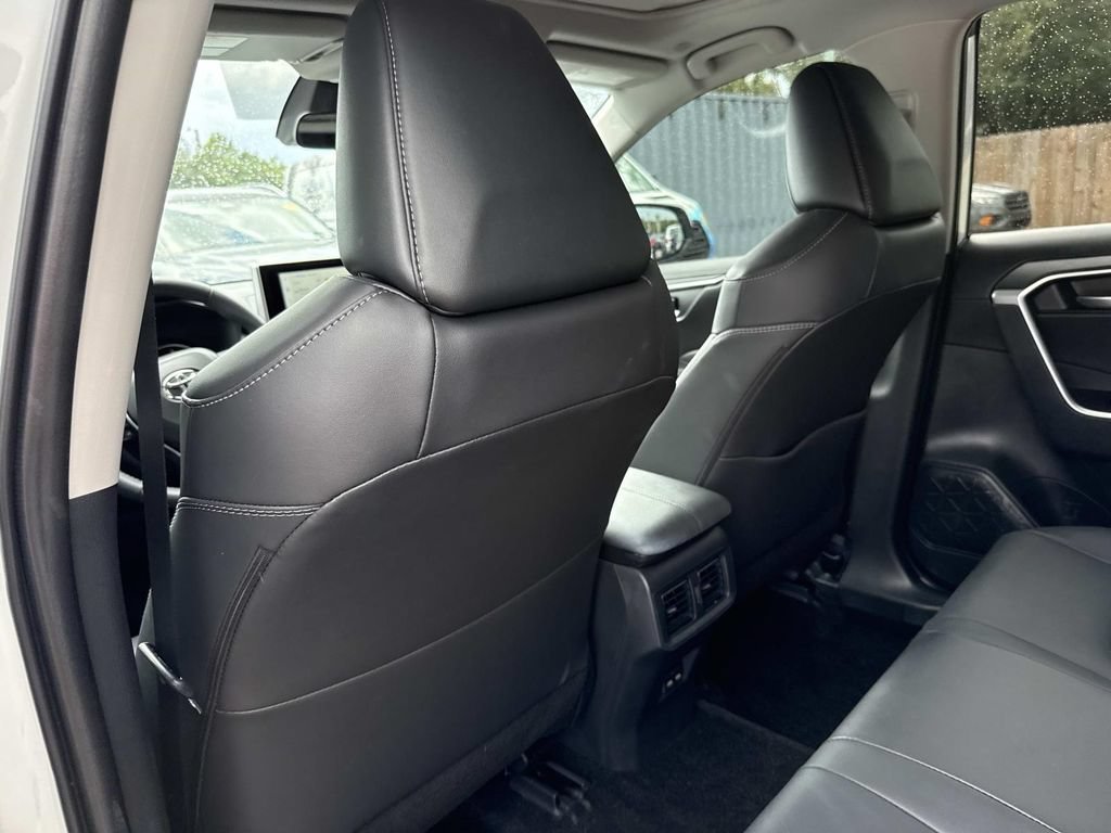 Used 2025 Toyota RAV4 XLE Premium FWD image 13