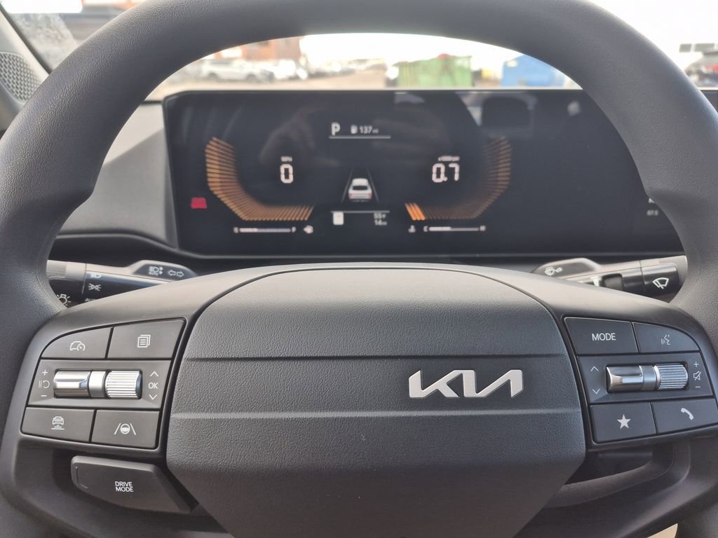 New 2026 Kia K4 FWD image 16