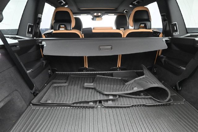 Used 2023 Volvo XC90 B6 Ultimate w/ Protection Package Premier AWD/4WD image 31