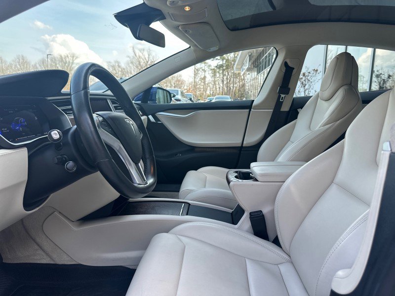Used 2018 Tesla Model S AWD image 17