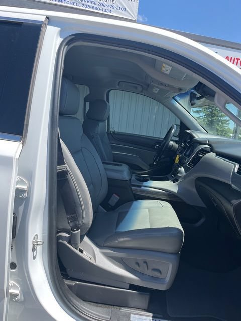 Used 2018 Chevrolet Suburban LT AWD/4WD image 37