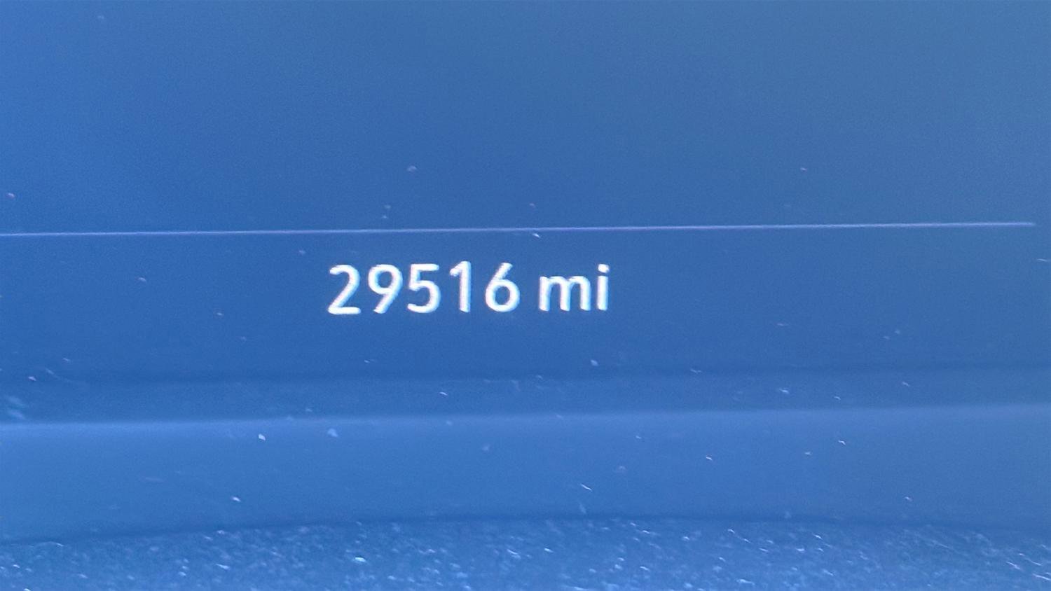 Used 2023 Cadillac XT4 Luxury w/ Cold Weather Package image 9