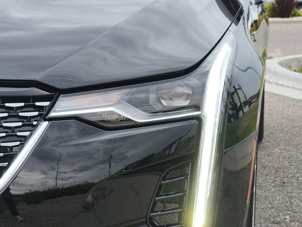 New 2026 Cadillac CT4 Luxury w/ Sun And Sound Package RWD image 30