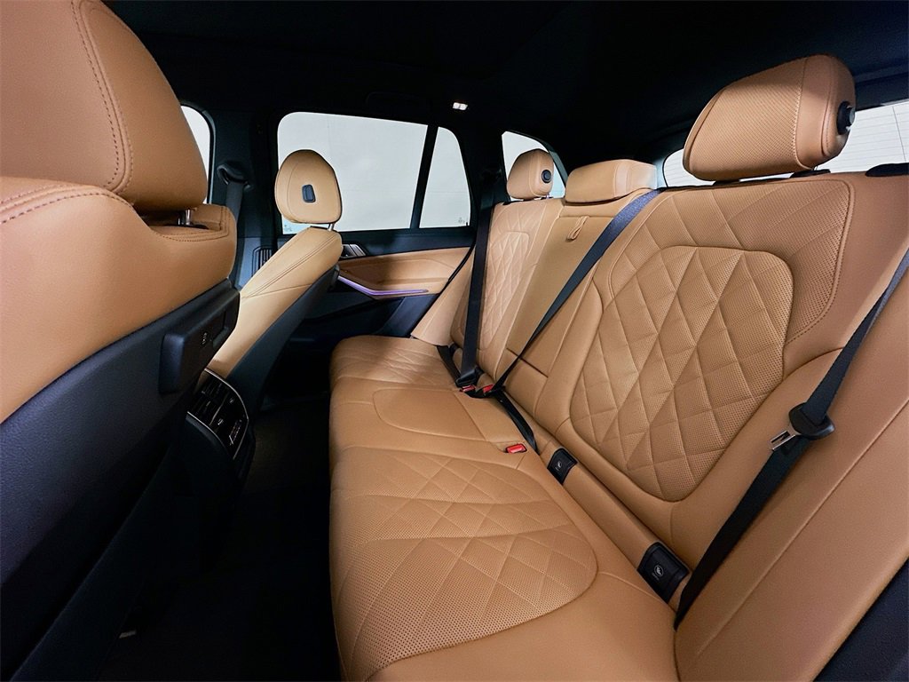 Used 2023 BMW X5 sDrive40i w/ M Sport Package image 14