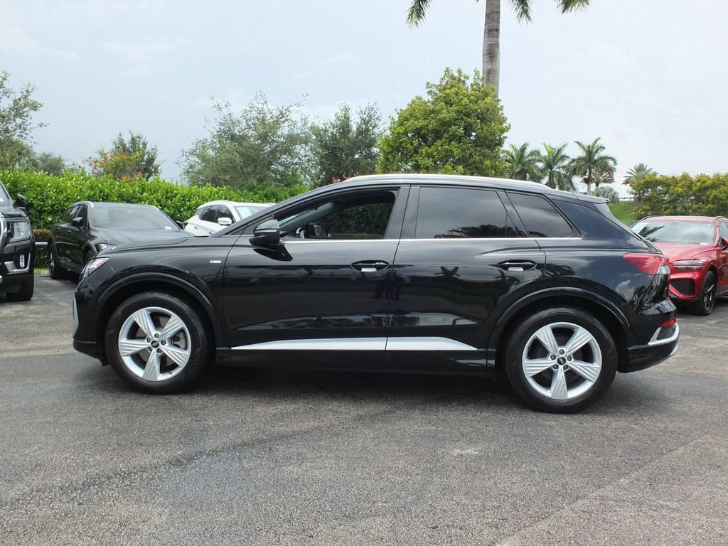 Used 2024 Audi Q4 e-tron Premium w/ Convenience Package AWD/4WD image 12