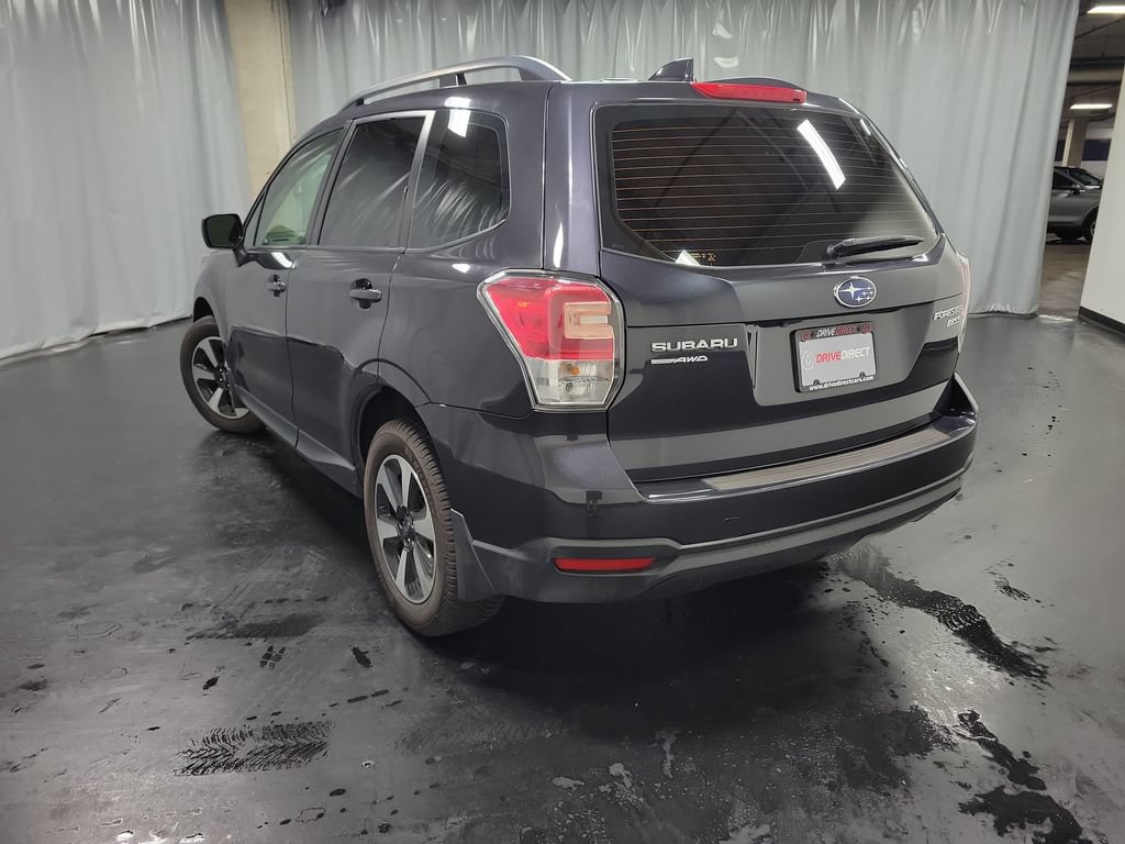 Used 2017 Subaru Forester 2.5i w/ Alloy Wheel Package AWD/4WD image 7