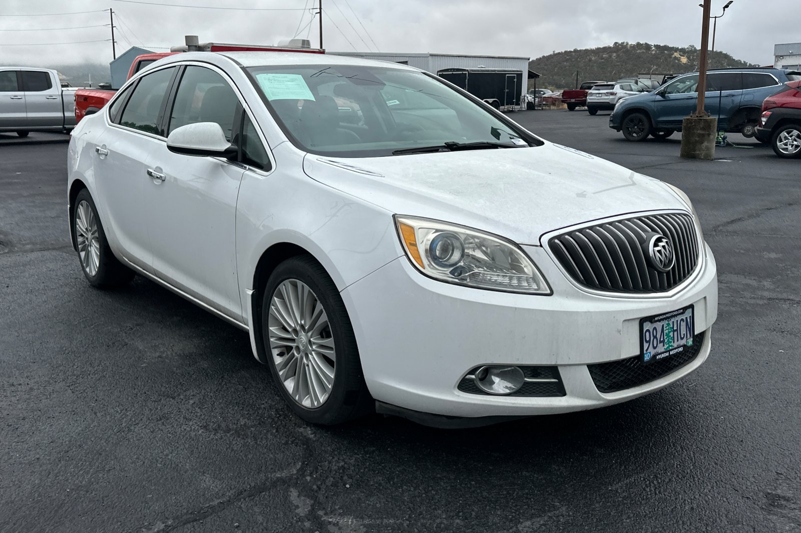 Used 2014 Buick Verano w/ LPO, Protection Package FWD image 2
