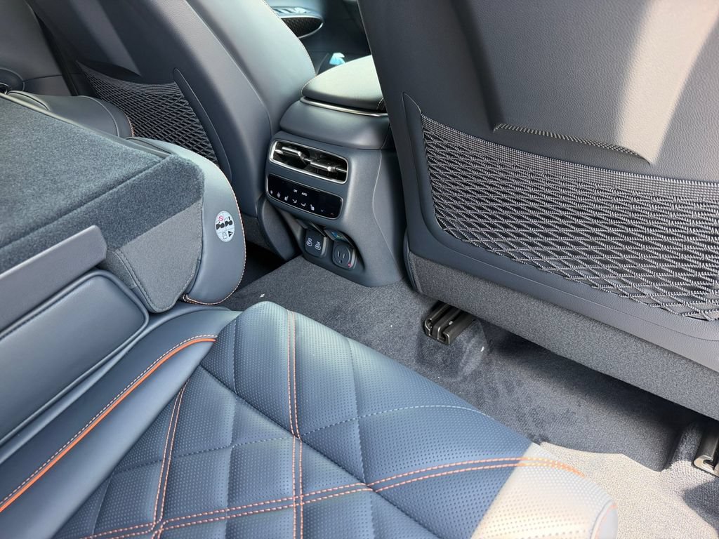 New 2026 Genesis GV70 3.5T Sport Prestige AWD/4WD image 15