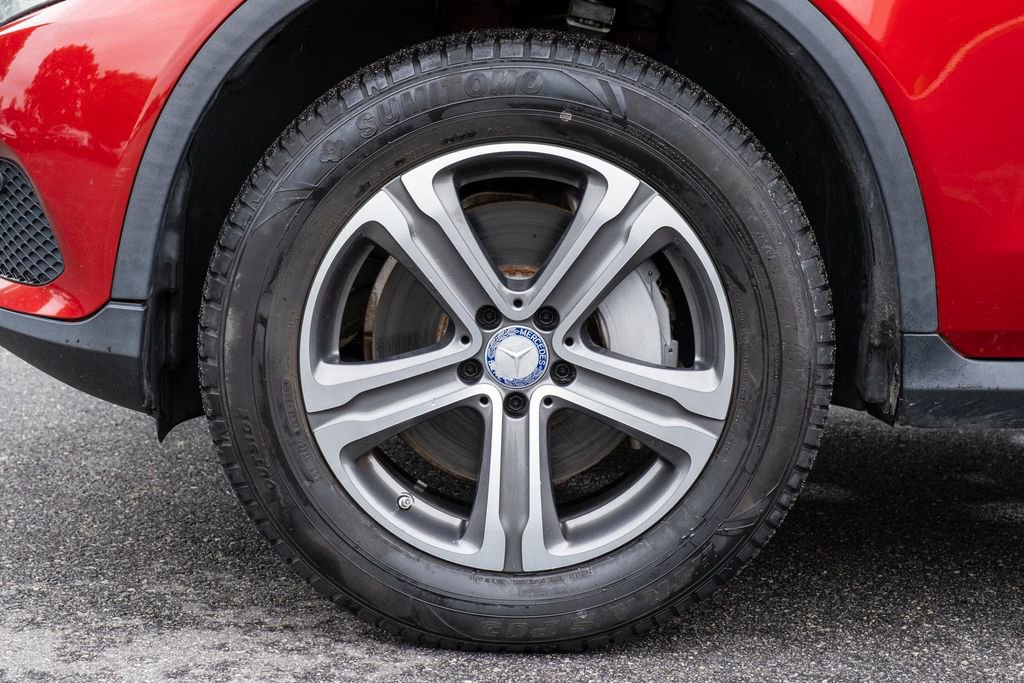 Used 2017 Mercedes-Benz GLC 300 4MATIC image 33