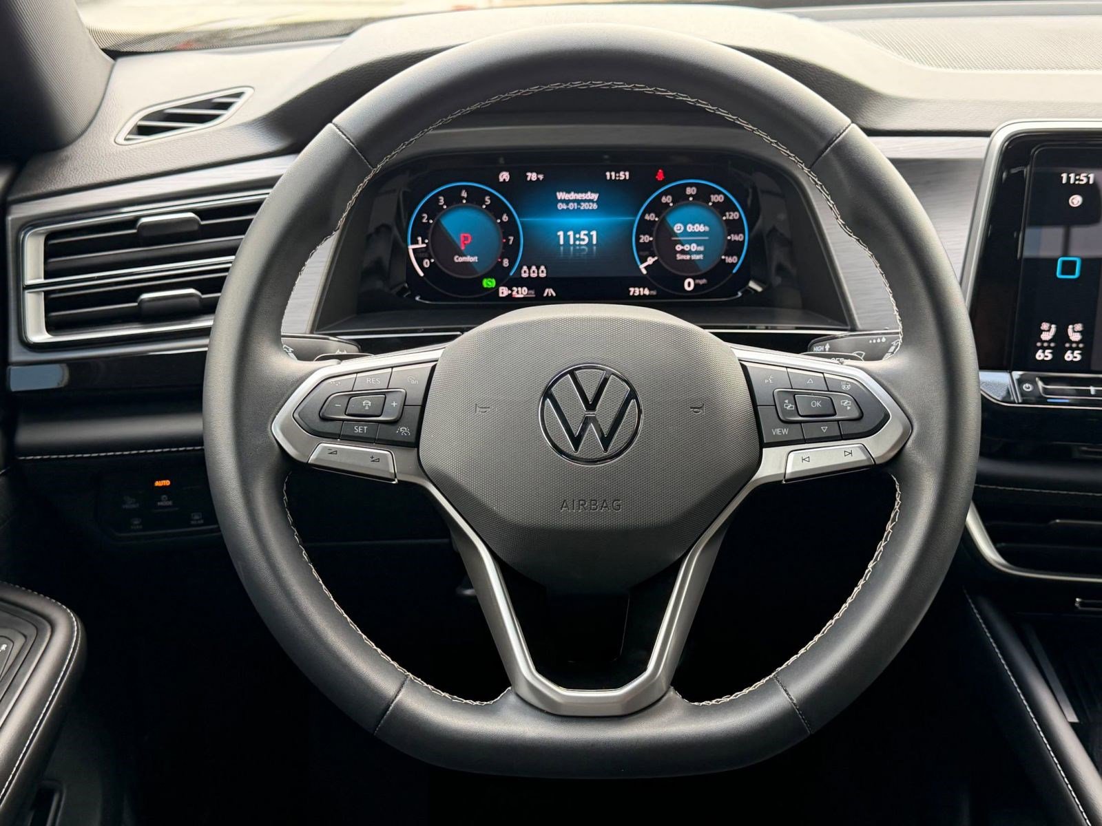 Certified 2026 Volkswagen Atlas Cross Sport SE FWD image 16