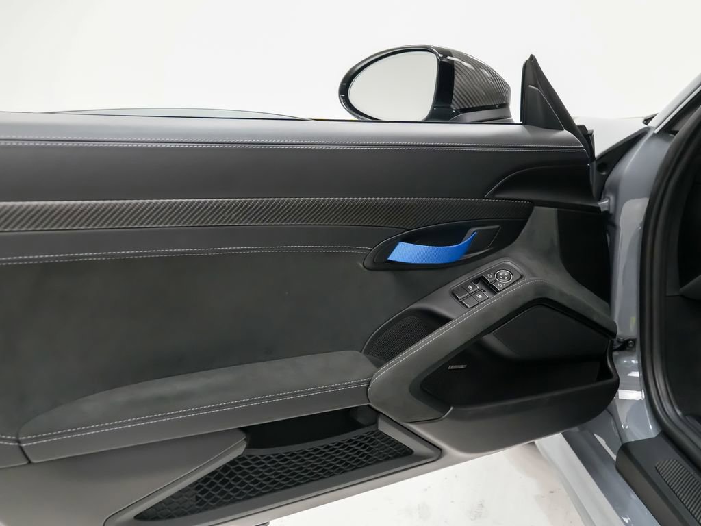 Certified 2025 Porsche 718 Cayman GT4 RS image 19