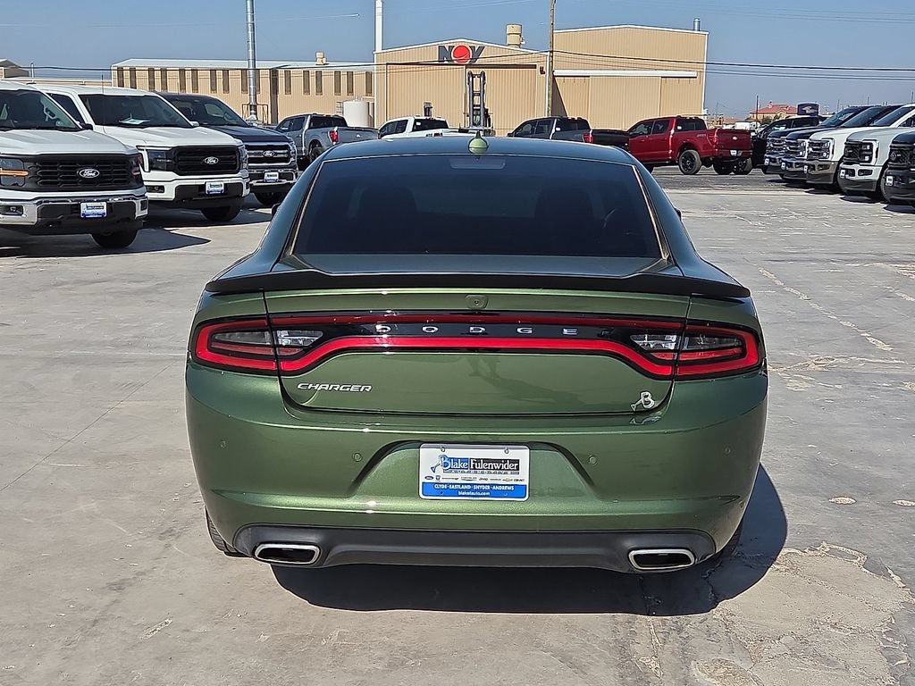 Used 2023 Dodge Charger SXT RWD image 4