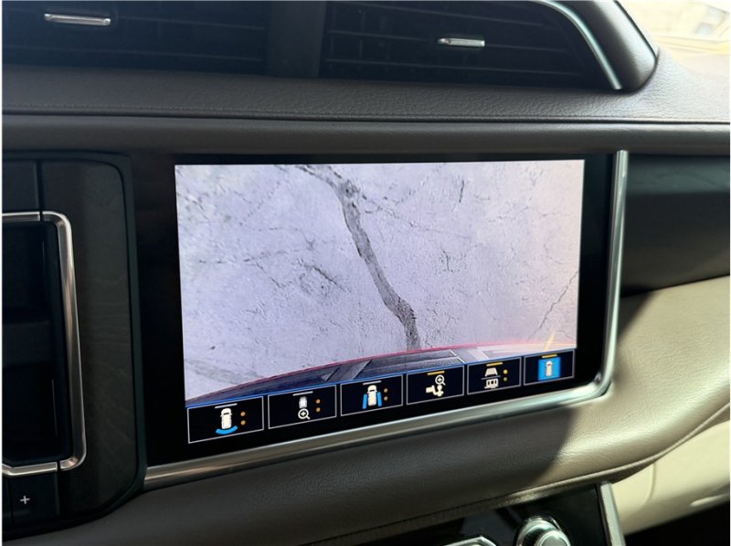 Used 2021 GMC Yukon Denali w/ Denali Premium Package AWD/4WD image 68
