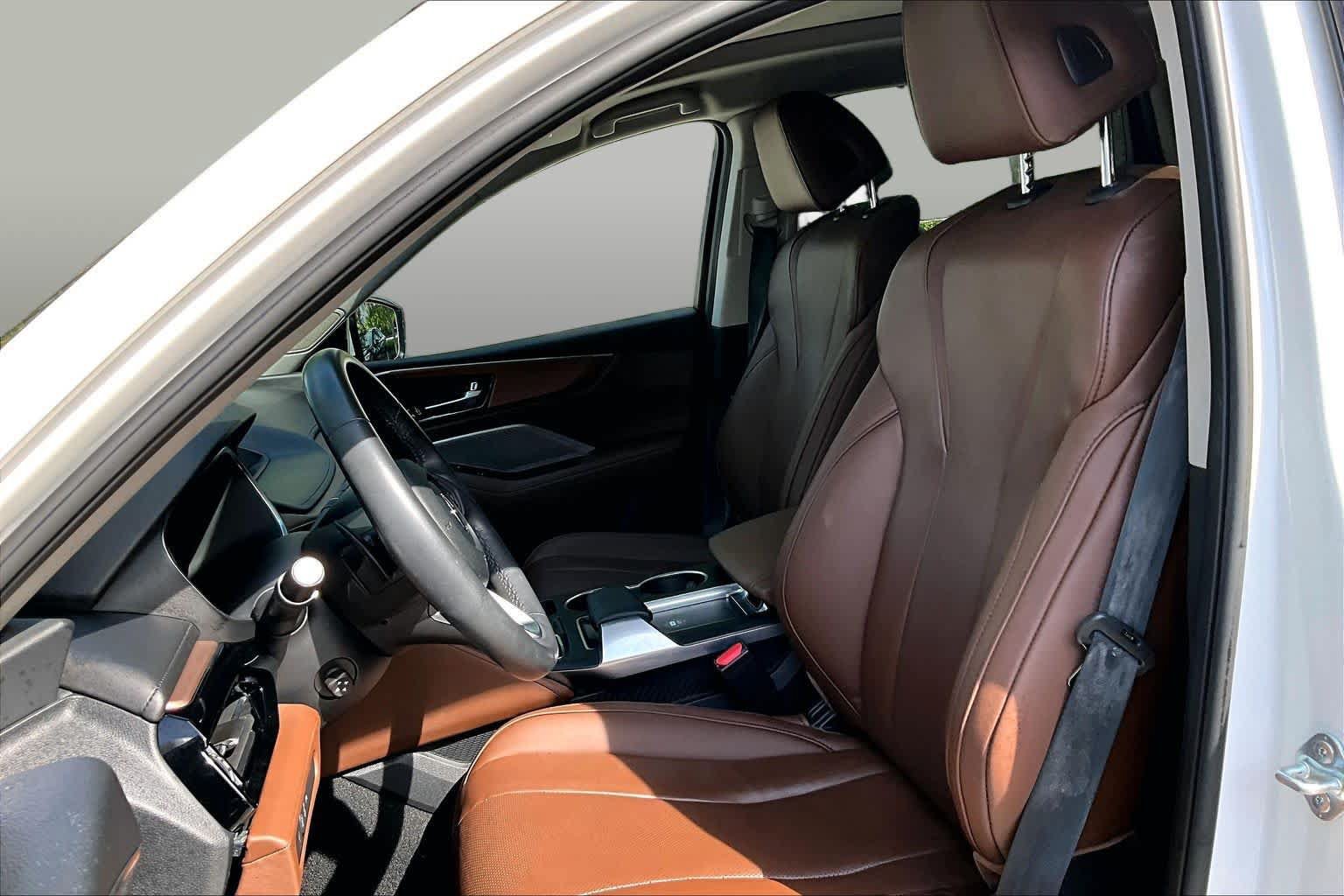 Certified 2023 Acura MDX SH-AWD w/ Technology Package image 8