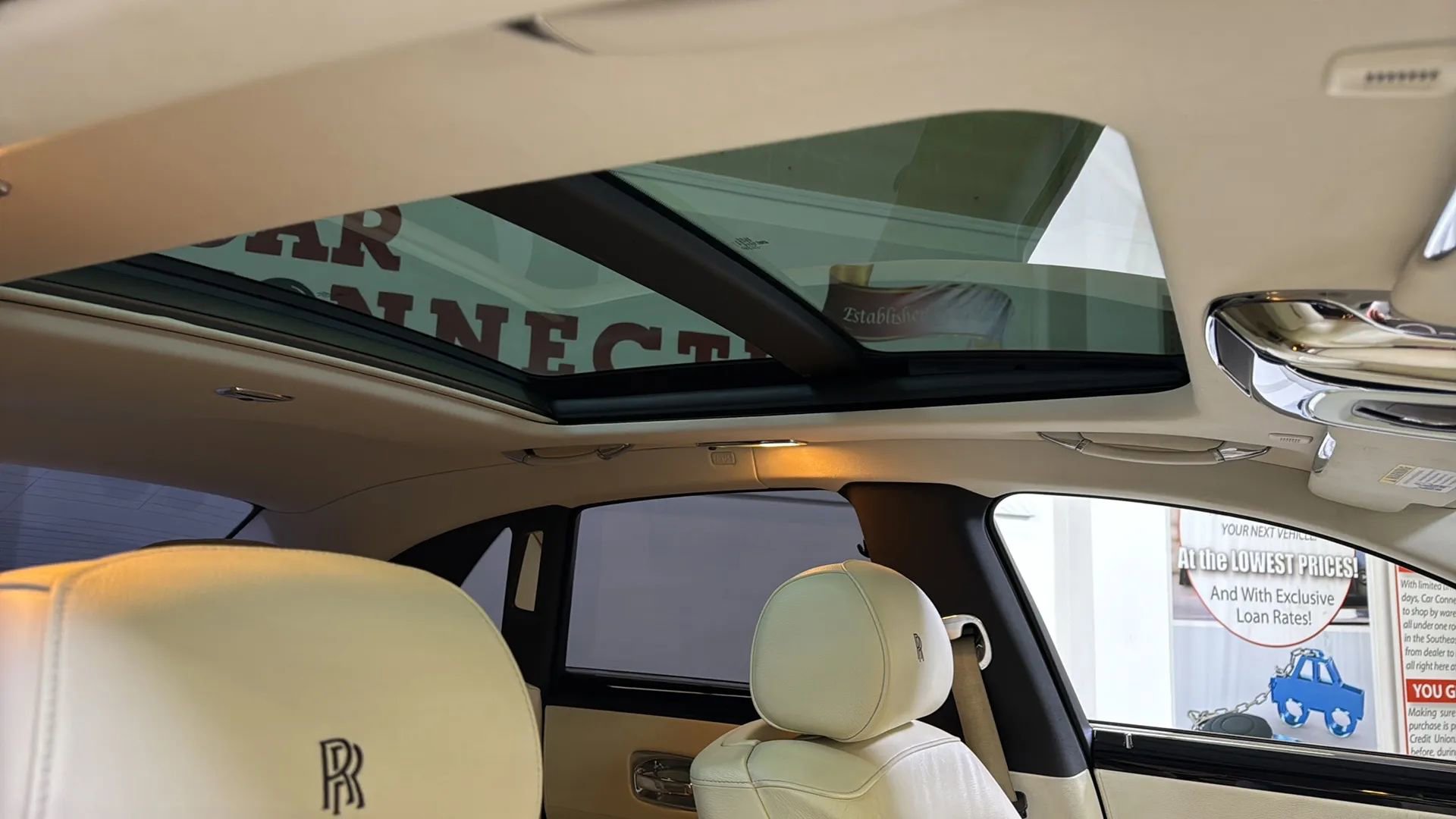 Used 2011 Rolls-Royce Ghost image 22