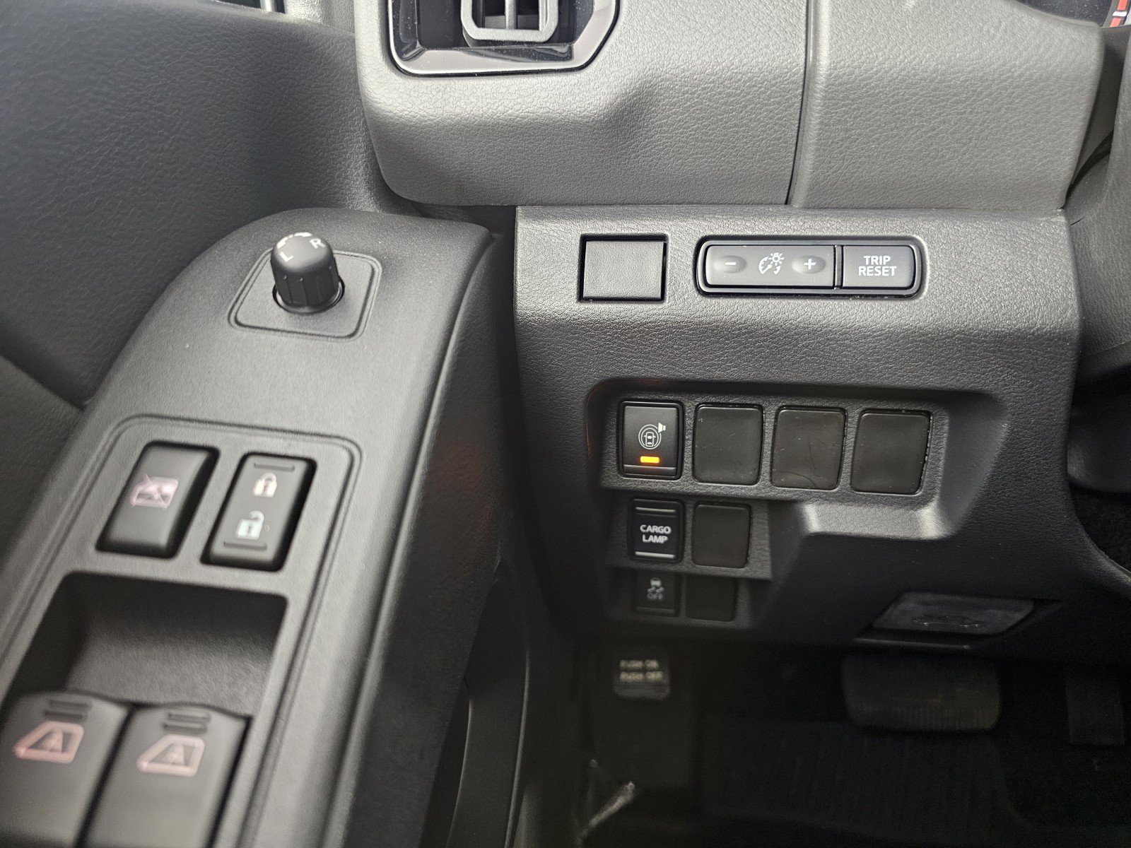 New 2026 Nissan Frontier SV image 37