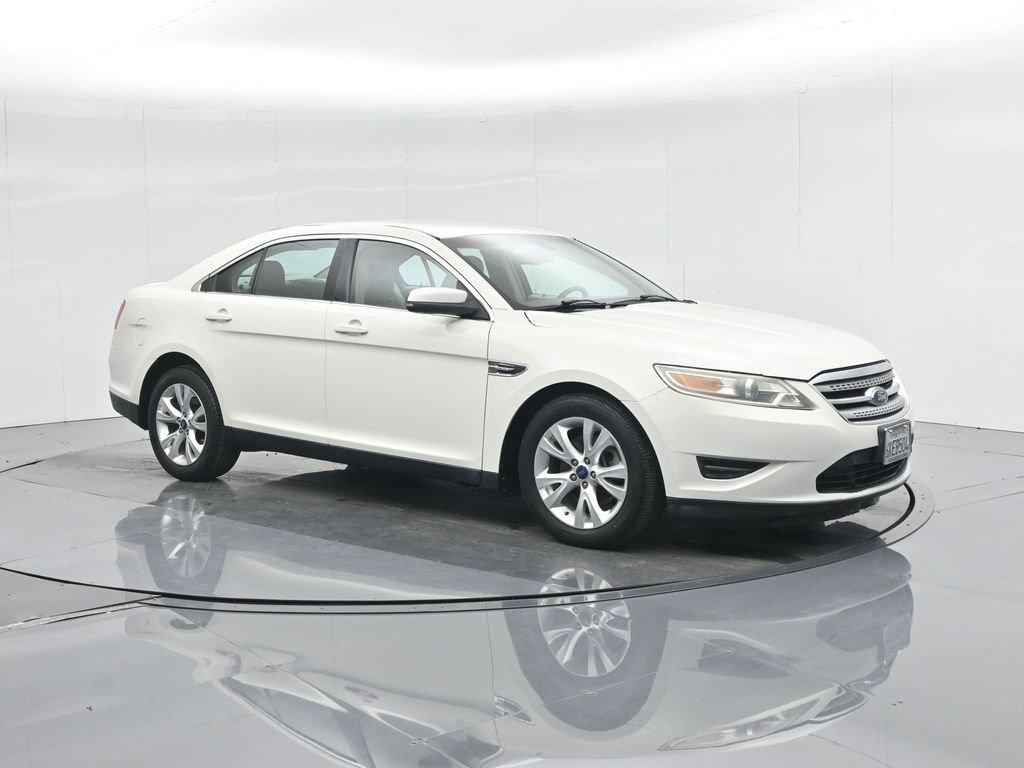 Used 2010 Ford Taurus SEL image 21