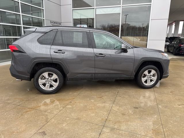 Used 2025 Toyota RAV4 XLE AWD/4WD image 8