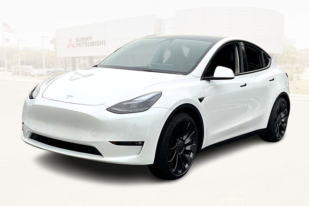 Used 2022 Tesla Model Y Performance image 1