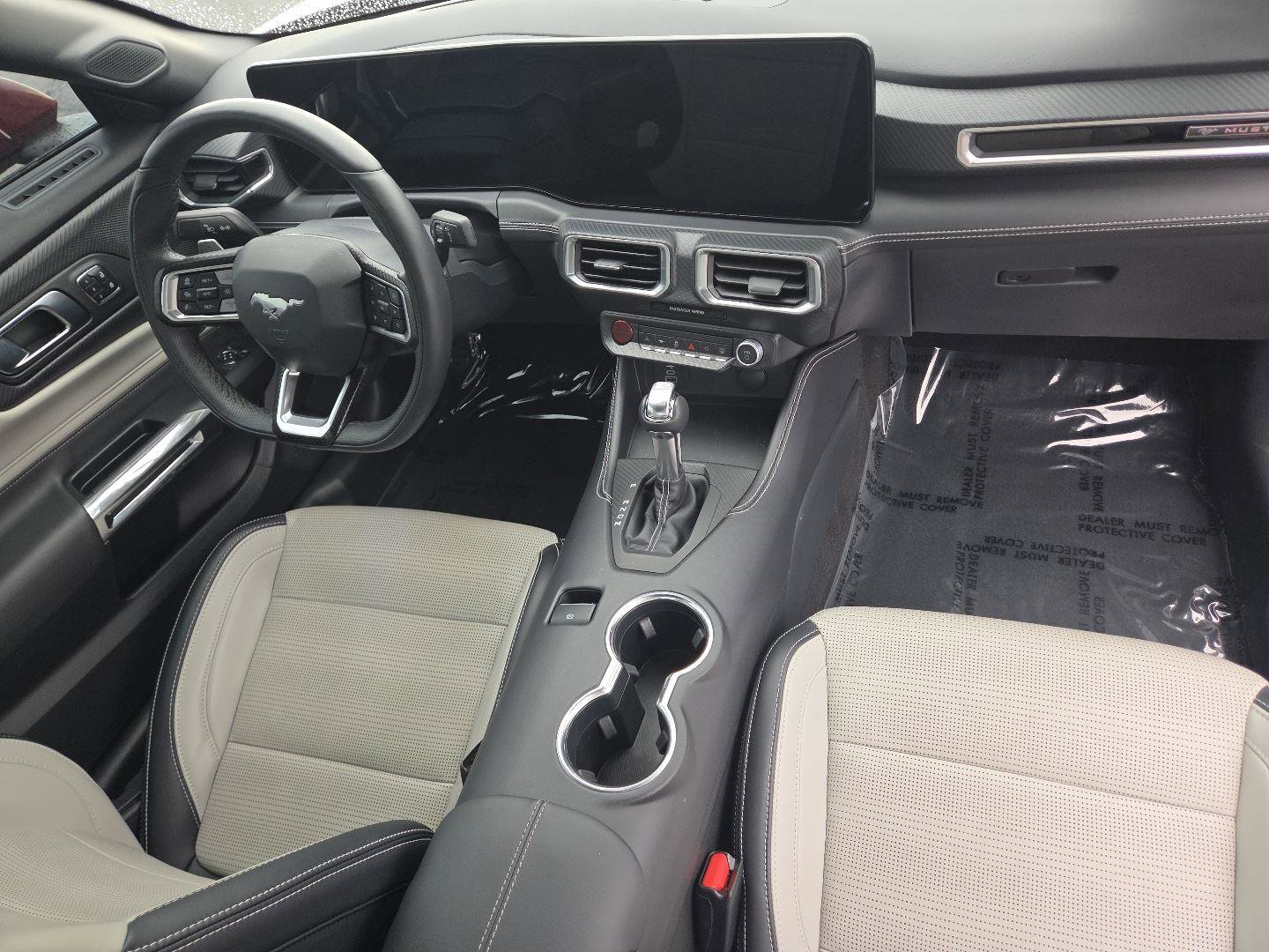 Used 2025 Ford Mustang GT Premium RWD image 17