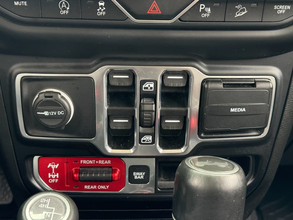 Used 2020 Jeep Wrangler Unlimited Rubicon AWD/4WD image 24