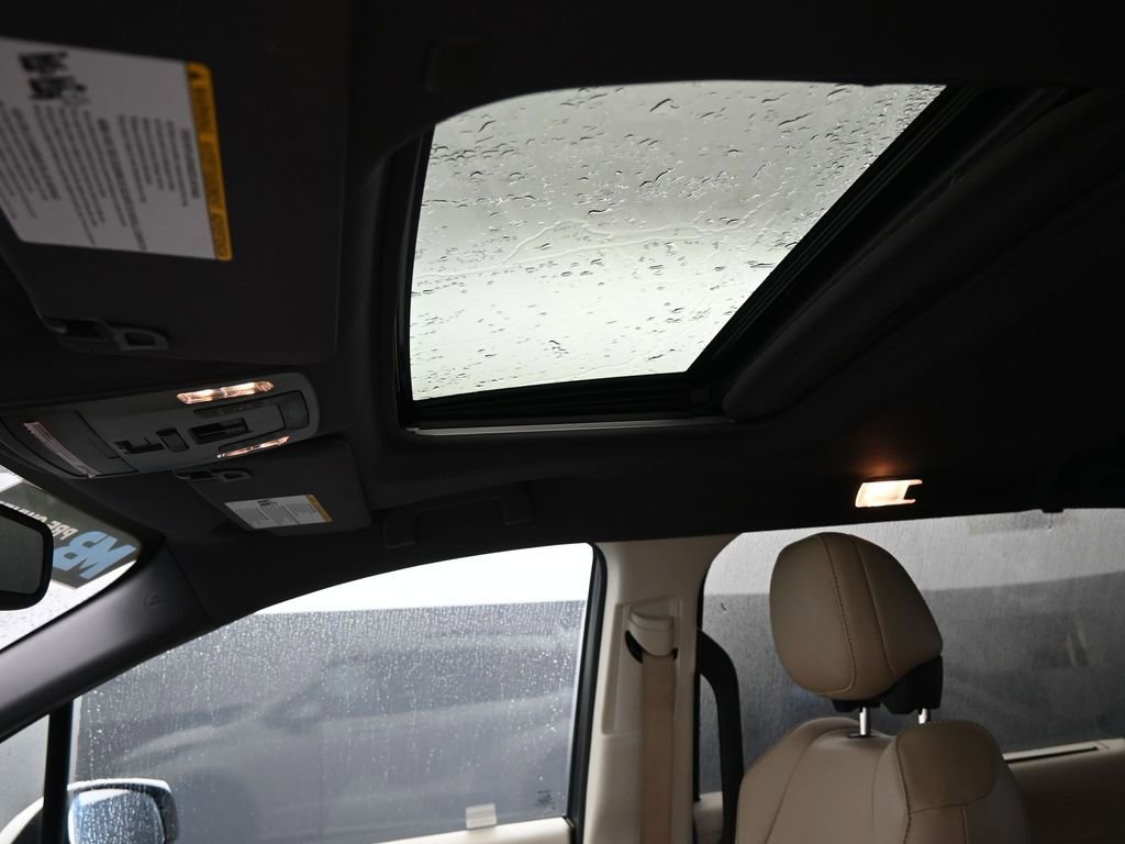 Used 2021 Toyota Sienna XLE image 34