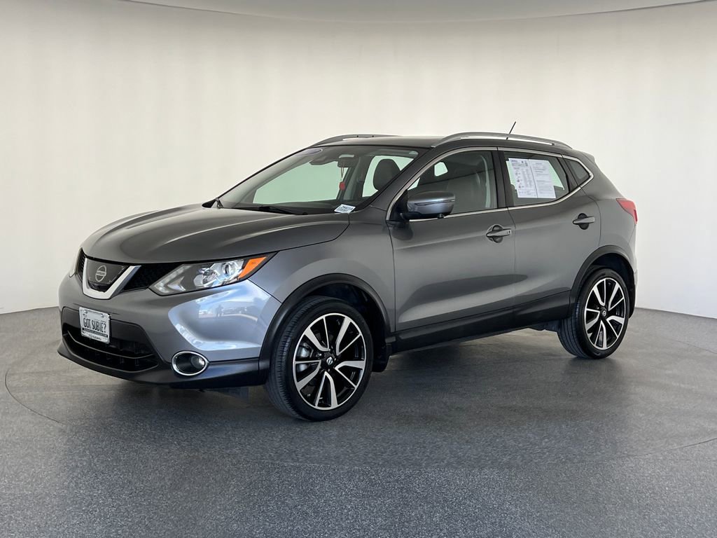 Used 2017 Nissan Rogue Sport SL w/ SL Premium Package FWD image 9