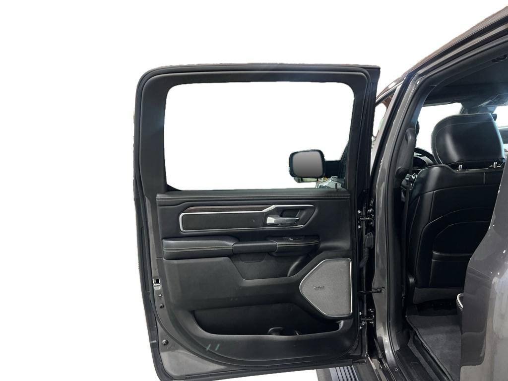Used 2025 RAM 1500 Laramie w/ Night Edition AWD/4WD image 23