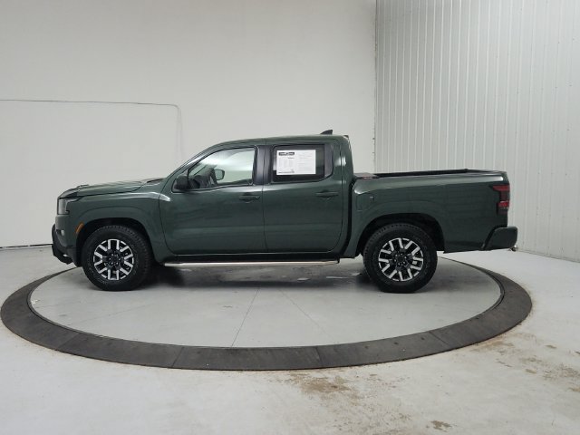 Used 2023 Nissan Frontier SV w/ SV Convenience Package RWD image 5