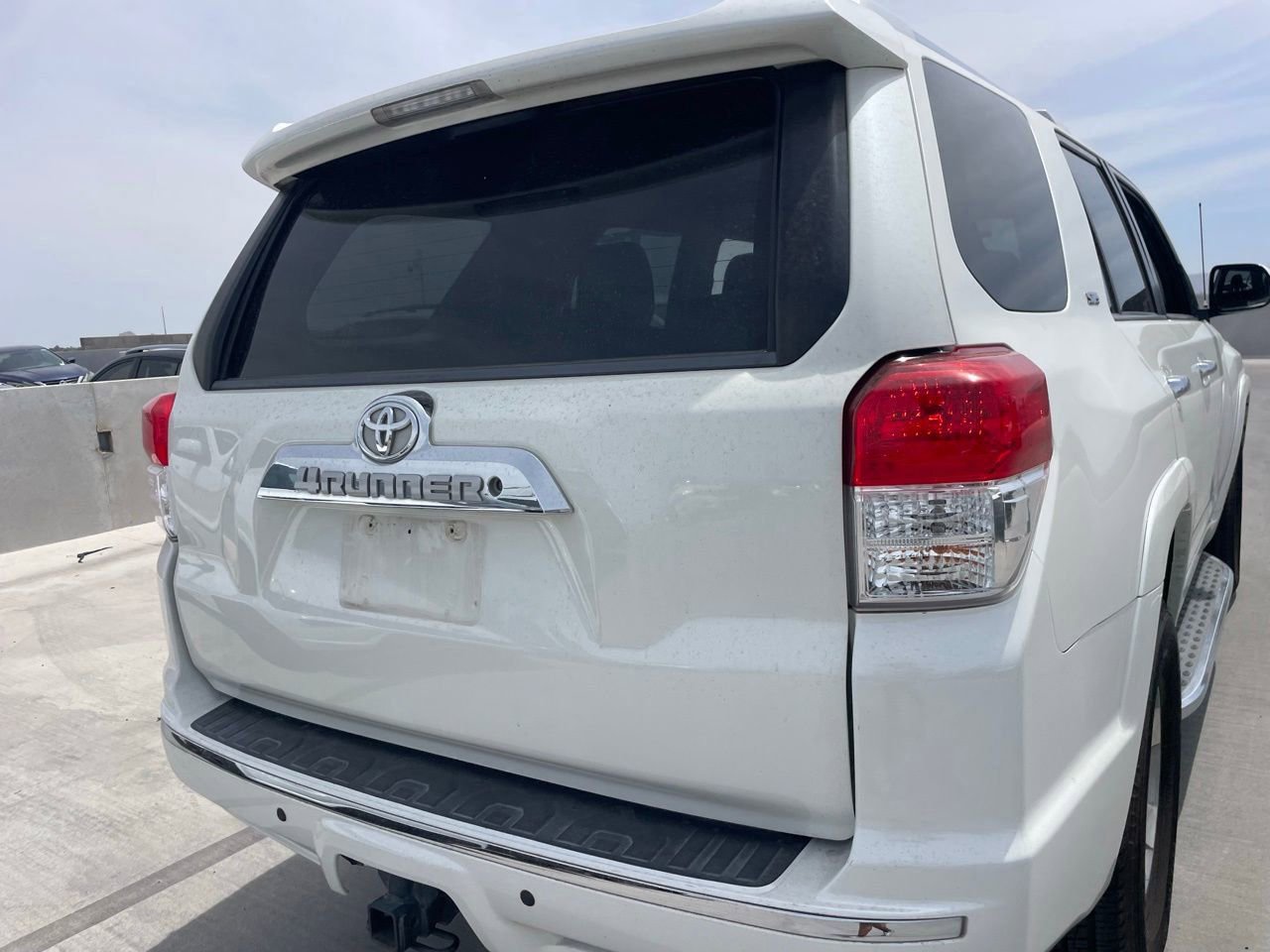 Used 2012 Toyota 4Runner SR5 w/ Convenience Pkg AWD/4WD image 4