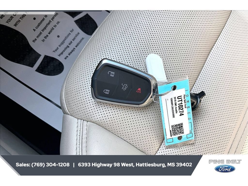 Used 2018 GMC Acadia Denali w/ Technology Package FWD image 9
