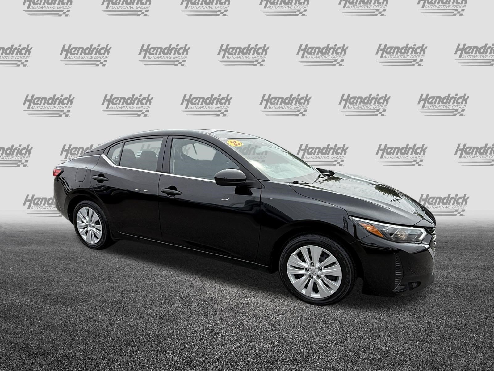 Used 2025 Nissan Sentra S FWD image 2