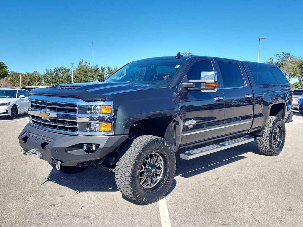 Used 2018 Chevrolet Silverado 2500 High Country w/ Duramax Plus Package image 8