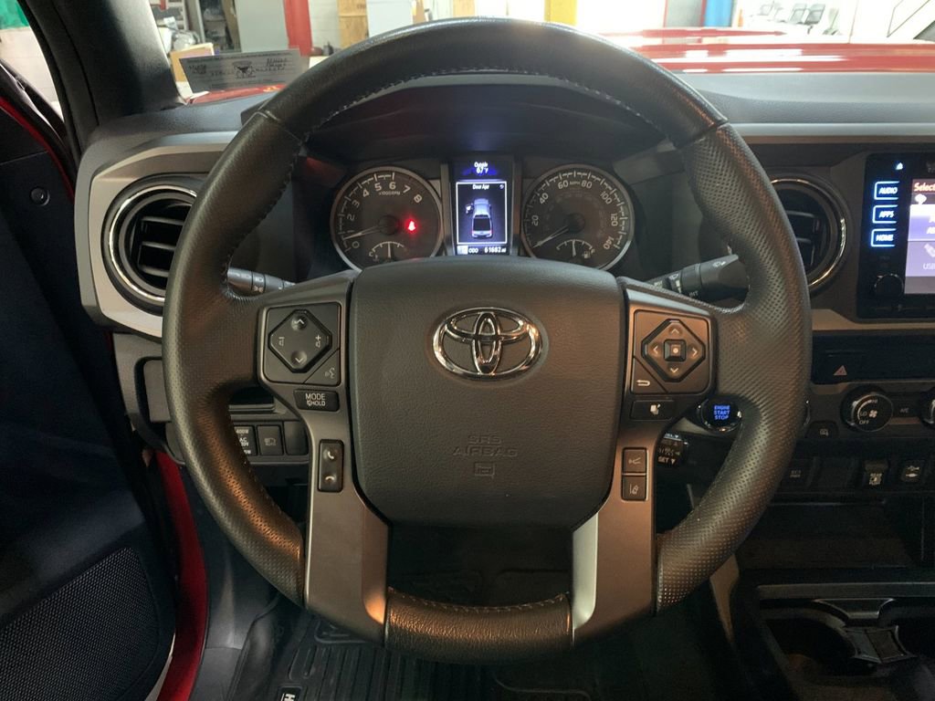 Used 2019 Toyota Tacoma TRD Sport image 26