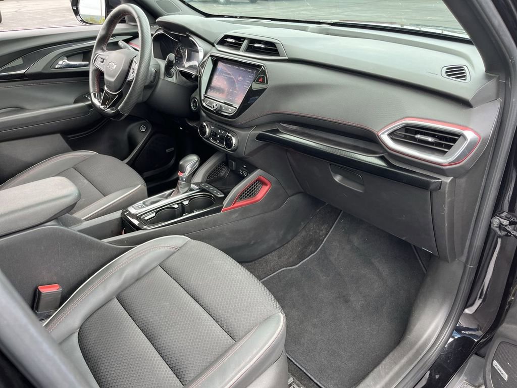 Certified 2023 Chevrolet TrailBlazer RS w/ Sun and Liftgate Package image 29