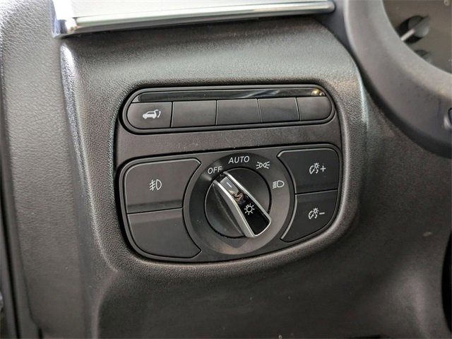 Used 2019 INFINITI QX50 Luxe image 16