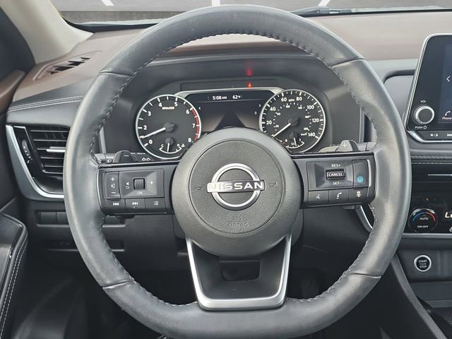 Used 2023 Nissan Rogue SV w/ SV Premium Package image 21