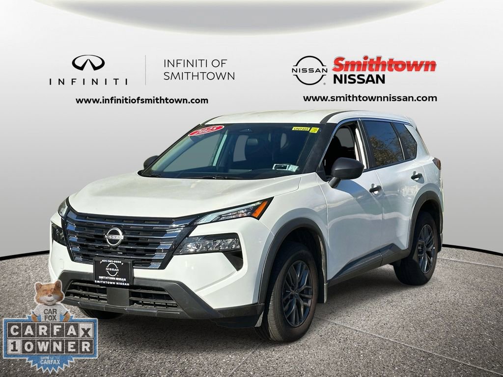 Used 2025 Nissan Rogue S AWD/4WD image 3