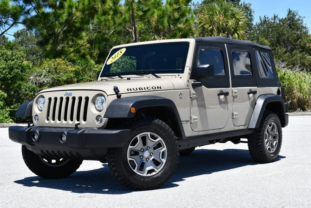 Used 2018 Jeep Wrangler Unlimited Rubicon w/ Connectivity Group AWD/4WD image 2