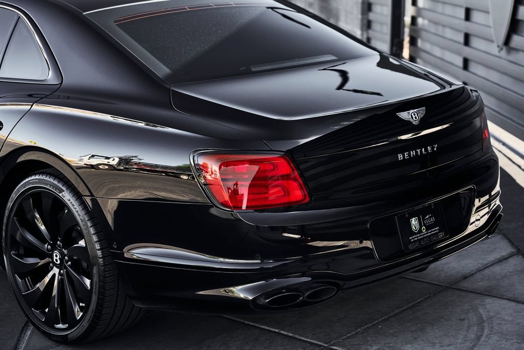 Used 2022 Bentley Flying Spur V8 AWD/4WD image 9