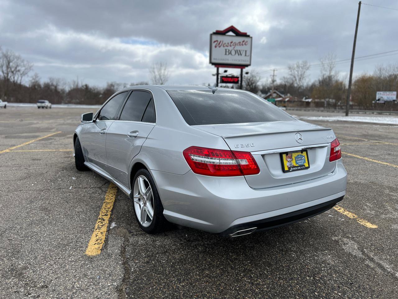Used 2013 Mercedes-Benz E 350 E350 4MATIC Sedan image 5